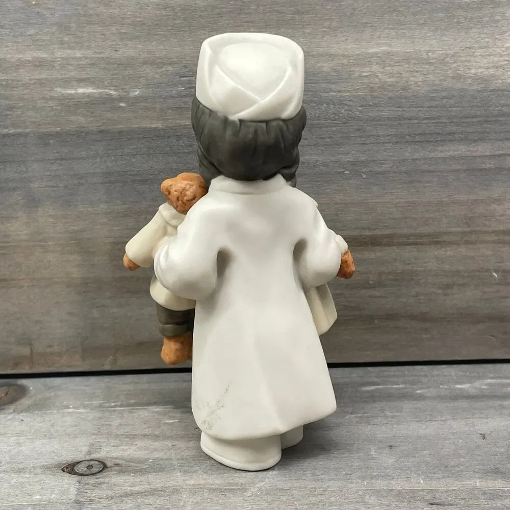 Vintage 1999 Enesco Pretty as a Picture Nurse Figurine Teddy Bears Kim Anderson